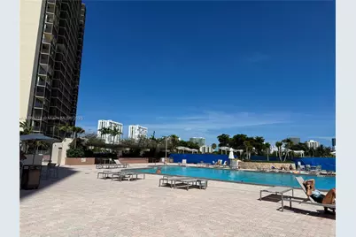 20335 W Country Club Dr #502, Aventura, FL 33180 - Photo 1