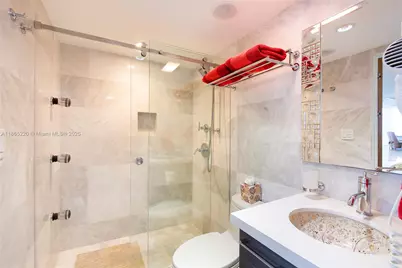 5445 Collins Ave #P2, Miami Beach, FL 33140 - Photo 27