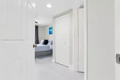 2009 SE 10th Ave #322, Fort Lauderdale, FL 33316 - Photo 15