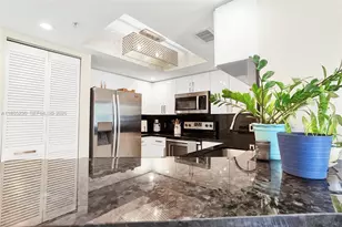 2009 SE 10th Ave, Fort Lauderdale, FL 33316 - Photo 9