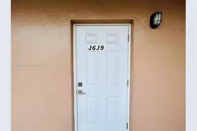 3639 W 11th Ave #10, Hialeah, FL 33012 - Photo 27