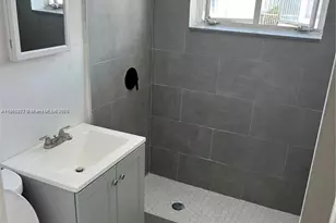 315 83rd St, Miami Beach, FL 33141 - Photo 5