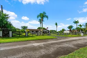 19926 SW 326th St, Homestead, FL 33030 - Photo 29