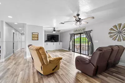 19926 SW 326th St, Homestead, FL 33030 - Photo 31