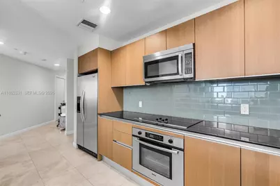 1060 Brickell Ave #3601, Miami, FL 33131 - Photo 5