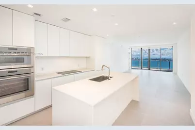 700 NE 24th St #4303, Miami, FL 33137 - Photo 5