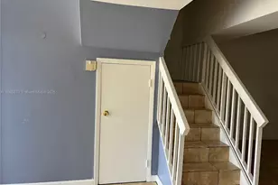 6640 W 24th Ct, Hialeah, FL 33016 - Photo 23