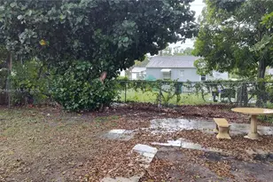 849 W 2nd St, Riviera Beach, FL 33404 - Photo 5