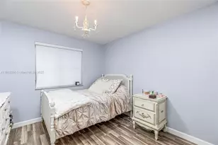 4913 SW 32nd Way, Hollywood, FL 33312 - Photo 23