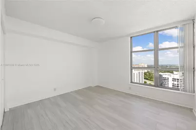 3530 Mystic Pointe Dr #3206, Aventura, FL 33180 - Photo 13