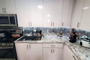 10529 NW 35th Ave, Miami, FL 33147 - Photo 9