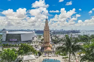 159 NE 6th St, Miami, FL 33132 - Photo 39