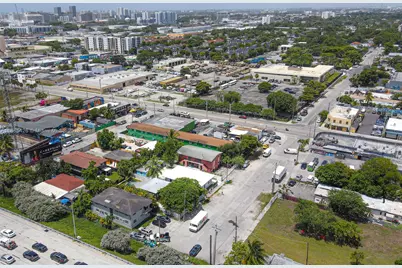 666 NW 28th St, Miami, FL 33127 - Photo 37