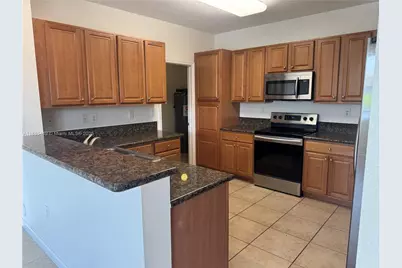 11482 NW 69th Ter, Doral, FL 33178 - Photo 19