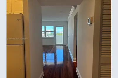 401 Golden Isles Dr #1016, Hallandale Beach, FL 33009 - Photo 11