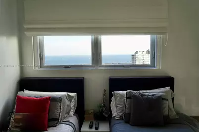 1300 Brickell Bay Dr #3701, Miami, FL 33131 - Photo 17