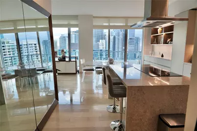 1300 Brickell Bay Dr #3701, Miami, FL 33131 - Photo 5