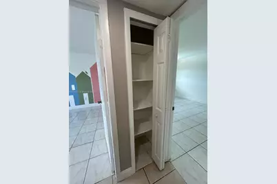 8401 NW 8th St #301, Miami, FL 33126 - Photo 21