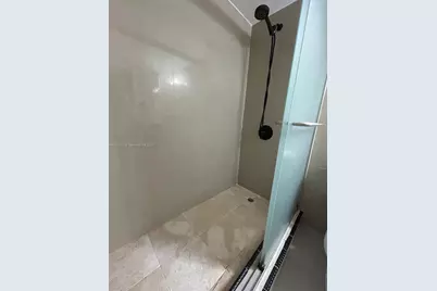 8401 NW 8th St #301, Miami, FL 33126 - Photo 19