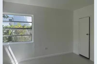 1258 Marseille Dr #2, Miami Beach, FL 33141 - Photo 3