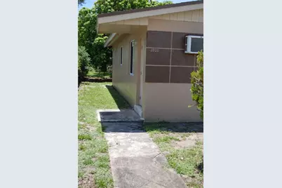 3020 NW 71st St, Miami, FL 33147 - Photo 3
