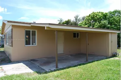3020 NW 71st St, Miami, FL 33147 - Photo 9