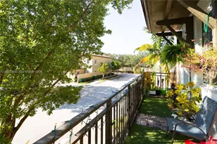 14749 SW 9th St, Pembroke Pines, FL 33027 - Photo 13