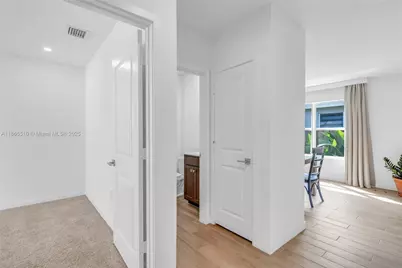 624 NE 5th Way, Florida City, FL 33034 - Photo 13