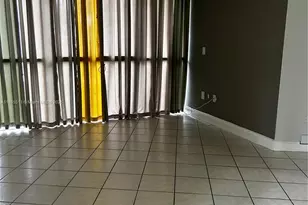 7035 NW 186th St, Hialeah, FL 33015 - Photo 5