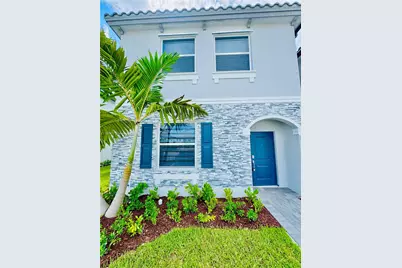 124 SE 10th Ct #124, Homestead, FL 33034 - Photo 1