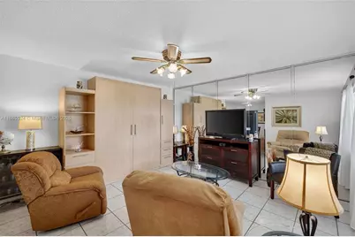 16901 NE 13th Ave #210, Miami, FL 33162 - Photo 9