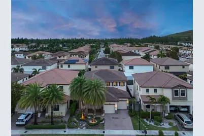 9835 NW 86th Ter, Doral, FL 33178 - Photo 49