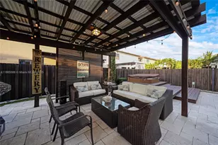 9835 NW 86th Terrace, Doral, FL 33178 - Photo 15