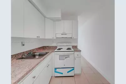 14190 W Dixie Hwy #16, North Miami, FL 33161 - Photo 5