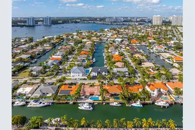 3251 NE 164th St, North Miami Beach, FL 33160 - Photo 63