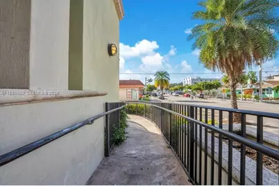 435 SW 12th Ave #507, Miami, FL 33130 - Photo 17