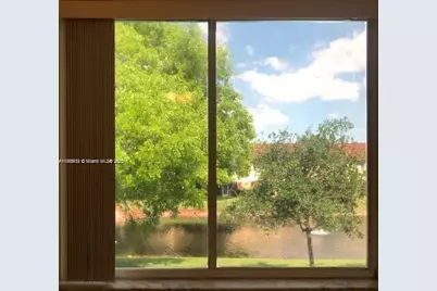 8066 Sanibel Dr #8066, Tamarac, FL 33321 - Photo 11