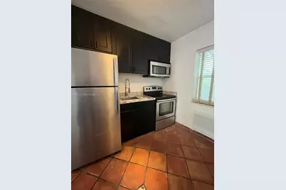 645 NE 77th St #6, Miami, FL 33138 - Photo 3