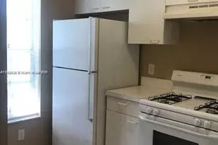 8066 Sanibel Dr, Tamarac, FL 33321 - Photo 5
