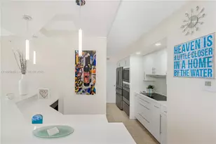 6917 Collins Ave, Miami Beach, FL 33141 - Photo 15