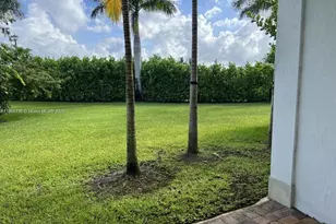 11539 SW 13th Dr, Pembroke Pines, FL 33025 - Photo 15