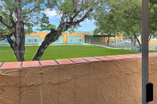 8515 NW 3rd Ln, Miami, FL 33126 - Photo 13