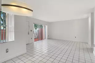 8515 NW 3rd Ln, Miami, FL 33126 - Photo 3