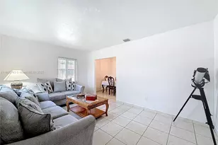 675 W 30th St, Hialeah, FL 33012 - Photo 3