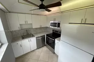101 Brittany, Delray Beach, FL 33446 - Photo 3