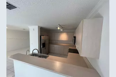 4030 Eastridge Cir, Deerfield Beach, FL 33064 - Photo 7