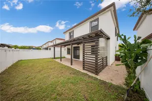 10521 W 35th Way, Hialeah, FL 33018 - Photo 33