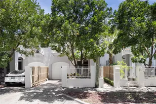 3109 Hibiscus St, Coconut Grove, FL 33133 - Photo 1