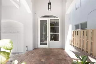 3109 Hibiscus St, Coconut Grove, FL 33133 - Photo 3