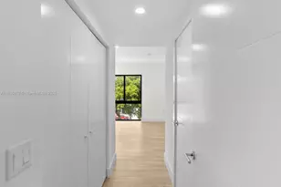 1134 71st St, Miami Beach, FL 33141 - Photo 33